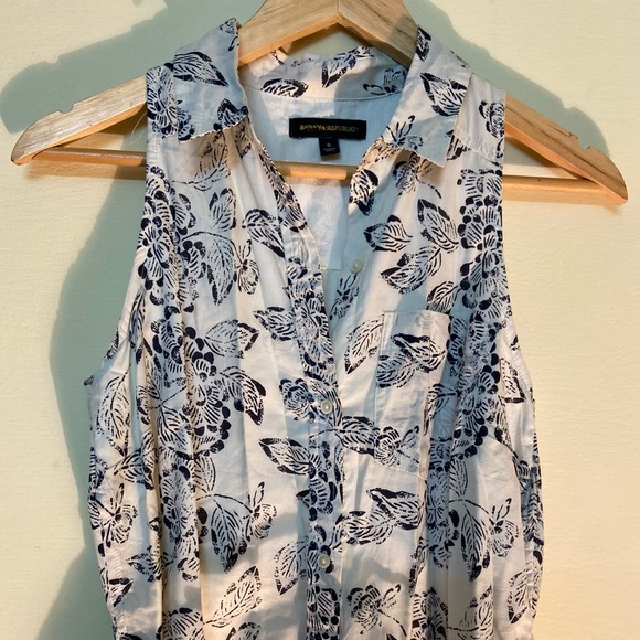 Banana Republic Dress.Size - M - Bust 34B - 35. - Picture 3 of 10